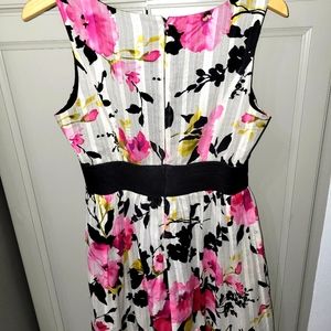 Robbie bee spring dress